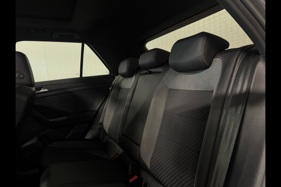 Volkswagen T-Roc 2.0 TSI 4Motion R | AKRAPOVIC | PANO | CAMERA | VIRTUAL DASH
