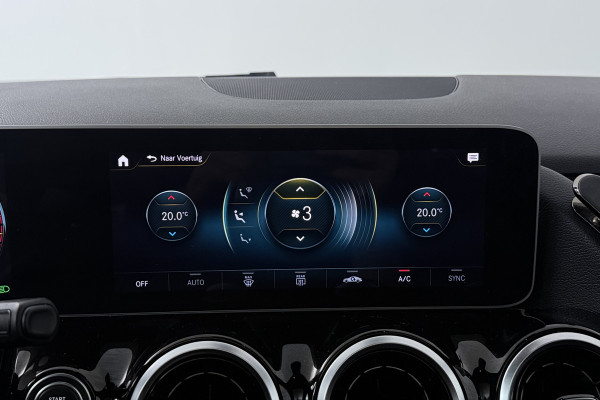 Mercedes-Benz B-Klasse 180 Business Solution AMG (PANORAMADAK, STOELVERWARMING, CAMERA, NAVIGATIE)