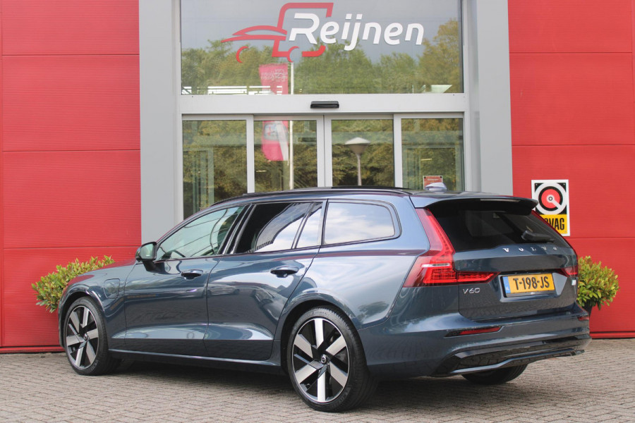 Volvo V60 2.0 T6 Plug-in hybrid 350PK AWD PLUS DARK | LONG RANGE | PANORAMISCH SCHUIF/KANTELDAK | NAVIGATIE VIA GOOGLE AUTO | APPLE CARPLAY / ANDROID AUTO | FULL-LED KOPLAMPEN | 19'' LICHTMETALEN VELGEN | LEDEREN BEKLEDING | POWER SEATS - BESTUURDERS- EN PASSAGIERSSTOEL ELEKTRISCHVERSTELBAAR MET GEHEUGEN, ELEKTRISCH VERSTELBARE  ZITVERLENGERS /LENDESTEUN VIERVOUDIG | STOEL- EN ACHTERBANKVERWARMING | STUURVERWARMING | PARKEERVERWARMING MET TIMER (STANDKACHEL) | ACHTERUIRIJ CAMERA | EXTRA GETINTE ACHTERRUITEN | ELEKTRISCH BEDIENBARE ACHTERKLEP | ELEKTRISCH INKLAPBARE BUITENSPIEGEL