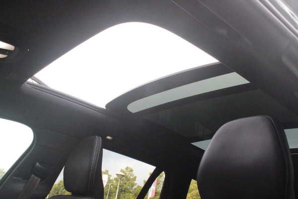 Volvo V60 2.0 T6 Plug-in hybrid 350PK AWD PLUS DARK | LONG RANGE | PANORAMISCH SCHUIF/KANTELDAK | NAVIGATIE VIA GOOGLE AUTO | APPLE CARPLAY / ANDROID AUTO | FULL-LED KOPLAMPEN | 19'' LICHTMETALEN VELGEN | LEDEREN BEKLEDING | POWER SEATS - BESTUURDERS- EN PASSAGIERSSTOEL ELEKTRISCHVERSTELBAAR MET GEHEUGEN, ELEKTRISCH VERSTELBARE  ZITVERLENGERS /LENDESTEUN VIERVOUDIG | STOEL- EN ACHTERBANKVERWARMING | STUURVERWARMING | PARKEERVERWARMING MET TIMER (STANDKACHEL) | ACHTERUIRIJ CAMERA | EXTRA GETINTE ACHTERRUITEN | ELEKTRISCH BEDIENBARE ACHTERKLEP | ELEKTRISCH INKLAPBARE BUITENSPIEGEL