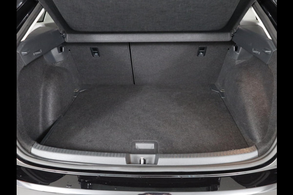 Volkswagen Taigo 1.0 TSI Life Edition 116 pk Automaat (DSG) | Verlengde garantie | Navigatie via App | Parkeersensoren | Achteruitrijcamera | Autom. airco |