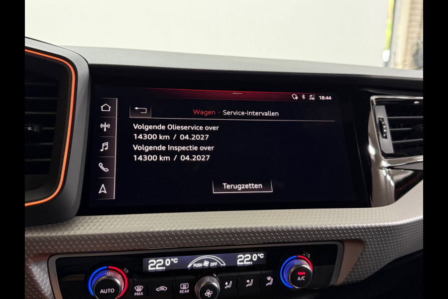Audi A1 Sportback 35 TFSI S Line edition one | 150PK | Black Optic | S-tronic | Virtual Cockpit | Navi | LED | Alcantara | 18”