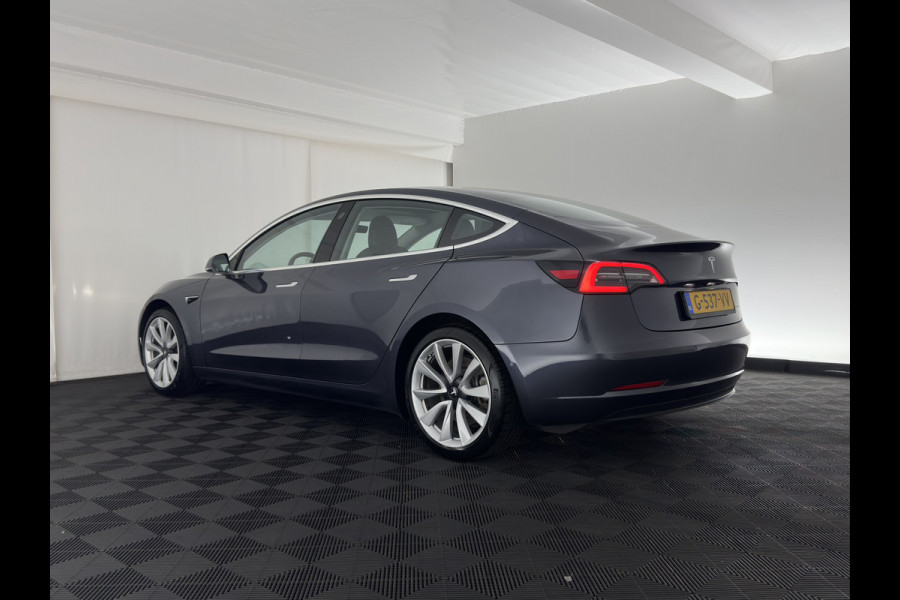 Tesla Model 3 Long Range AWD 75 kWh [3-Fase-11kW] (INCL-BTW) Aut. *PANO | AUTOPILOT | LEATHER | KEYLESS | FULL-LED | MEMORY-PACK | TOPVIEW | DAB | CARPLAY | DIGI-COCKPIT | LANE-ASSIST | HEATED-COMFORTSEATS | 19"ALU*