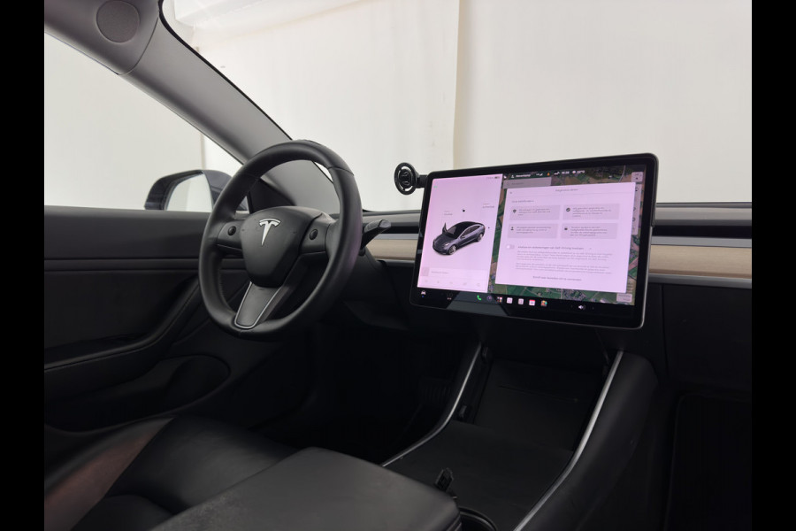 Tesla Model 3 Long Range AWD 75 kWh [3-Fase-11kW] (INCL-BTW) Aut. *PANO | AUTOPILOT | LEATHER | KEYLESS | FULL-LED | MEMORY-PACK | TOPVIEW | DAB | CARPLAY | DIGI-COCKPIT | LANE-ASSIST | HEATED-COMFORTSEATS | 19"ALU*