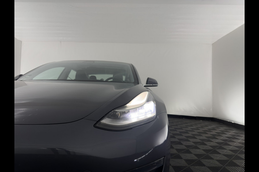 Tesla Model 3 Long Range AWD 75 kWh [3-Fase-11kW] (INCL-BTW) Aut. *PANO | AUTOPILOT | LEATHER | KEYLESS | FULL-LED | MEMORY-PACK | TOPVIEW | DAB | CARPLAY | DIGI-COCKPIT | LANE-ASSIST | HEATED-COMFORTSEATS | 19"ALU*