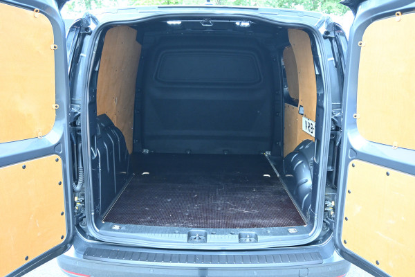 Volkswagen Caddy Cargo 75 Edition Leder, Navigatie, Trekhaak, Etc.