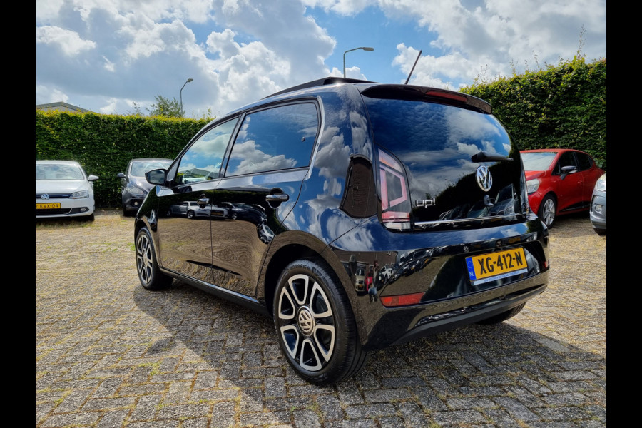 Volkswagen up! 1.0 BMT high up! ✅PANO DAK ✅ZEER MOOI
