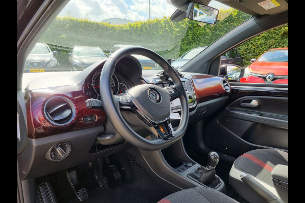 Volkswagen up! 1.0 BMT high up! ✅PANO DAK ✅ZEER MOOI