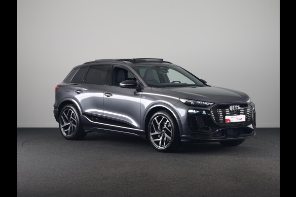 Audi Q6 e-tron S edition 83 Kwh 252 pk | Glazen panoramadak | Trekhaak, mechanisch draaibaar | Exterieurpakket zwart | Warmtewerend glas donker tint |