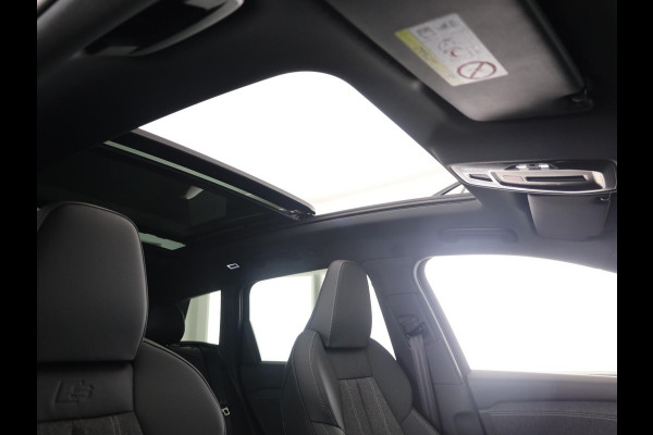 Audi Q6 e-tron S edition 83 Kwh 252 pk | Glazen panoramadak | Trekhaak, mechanisch draaibaar | Exterieurpakket zwart | Warmtewerend glas donker tint |