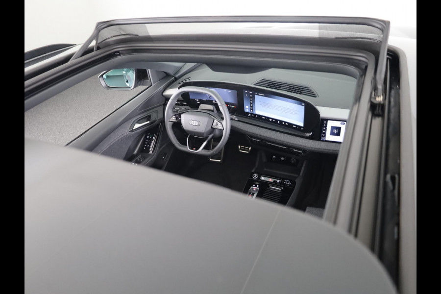 Audi Q6 e-tron S edition 83 Kwh 252 pk | Glazen panoramadak | Trekhaak, mechanisch draaibaar | Exterieurpakket zwart | Warmtewerend glas donker tint |