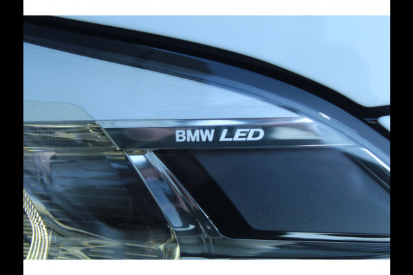 BMW 1-serie 118i 141pk High Executive Edition AUTOMAAT Panoramadak NL-Auto NAP