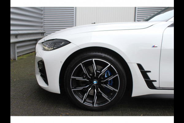 BMW 4 Serie Gran Coupé 420i 184pk Business Edition Plus AUTOMAAT Panoramadak NL-Auto NAP