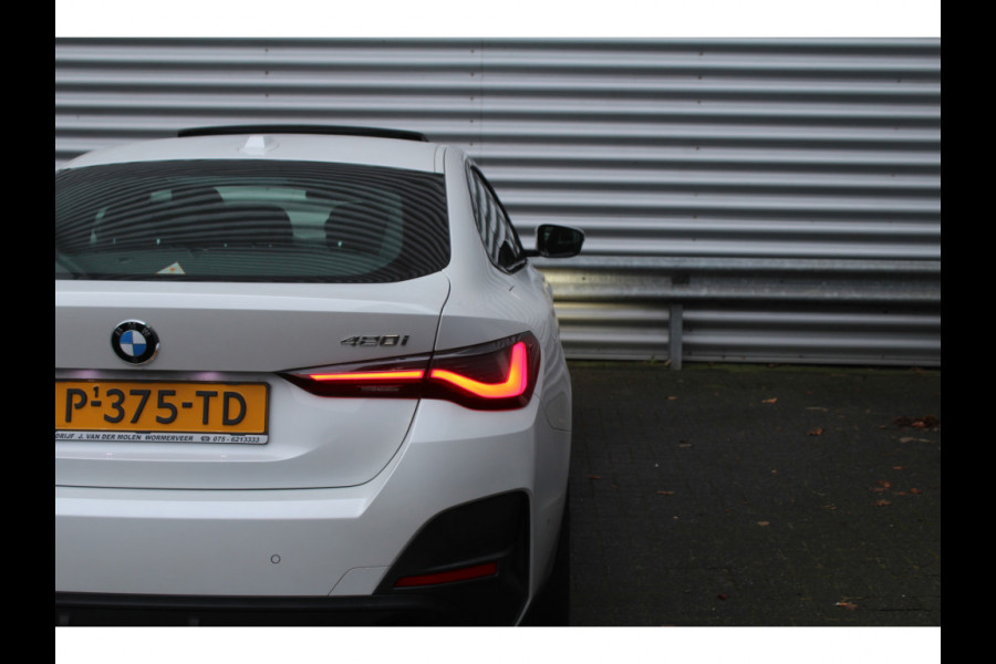 BMW 4 Serie Gran Coupé 420i 184pk Business Edition Plus AUTOMAAT Panoramadak NL-Auto NAP