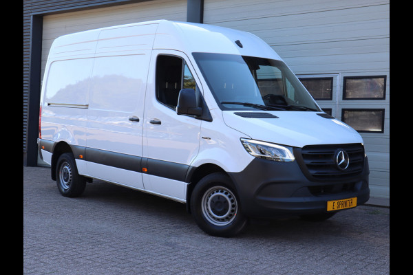 Mercedes-Benz eSprinter 314 81 kWh RWD L2H2 Select - LED - Nieuw Model