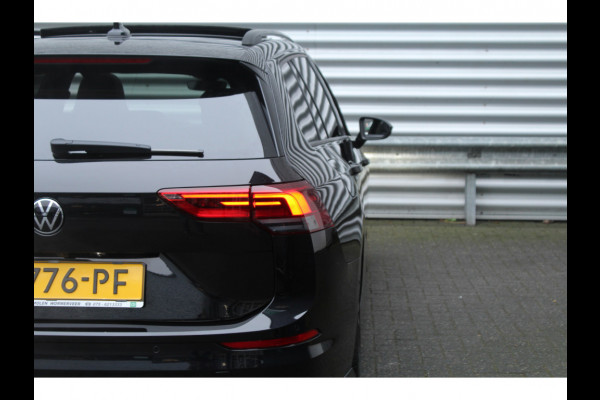 Volkswagen Golf Variant 1.5 eTSI 150pk R-Line DSG7 Panoramadak Trekhaak NL-Auto NAP