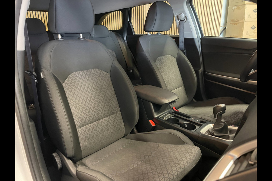 Kia Ceed Sportswagon 1.5 T-GDi DynamicLine|160 PK|TREKHAAK|CARPLAY|ANDROID|STOEL+STUURVERW|CAMERA|CRUISE+CLIMA|1E EIG.|INCL.BTW|