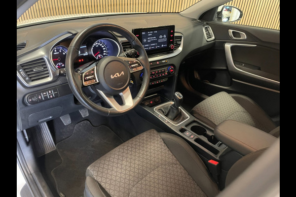 Kia Ceed Sportswagon 1.5 T-GDi DynamicLine|160 PK|TREKHAAK|CARPLAY|ANDROID|STOEL+STUURVERW|CAMERA|CRUISE+CLIMA|1E EIG.|INCL.BTW|