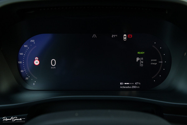 Volvo C40 Recharge Ultimate 69 kWh | Panoramadak | Adaptieve cruise | Blis | Memory |
