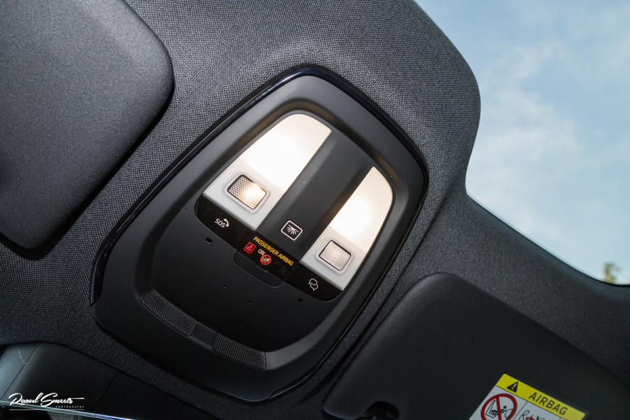 Volvo C40 Recharge Ultimate 69 kWh | Panoramadak | Adaptieve cruise | Blis | Memory |