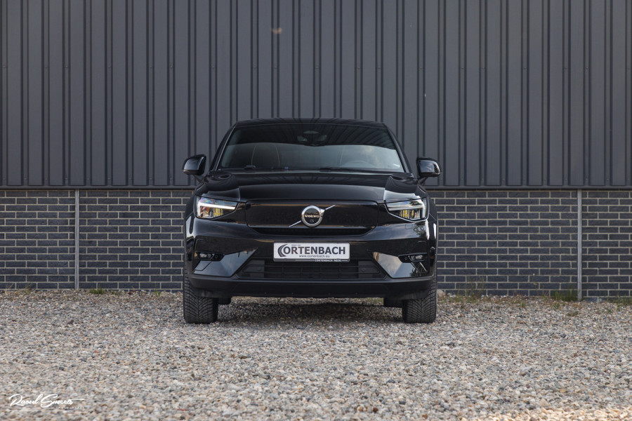 Volvo C40 Recharge Ultimate 69 kWh | Panoramadak | Adaptieve cruise | Blis | Memory |