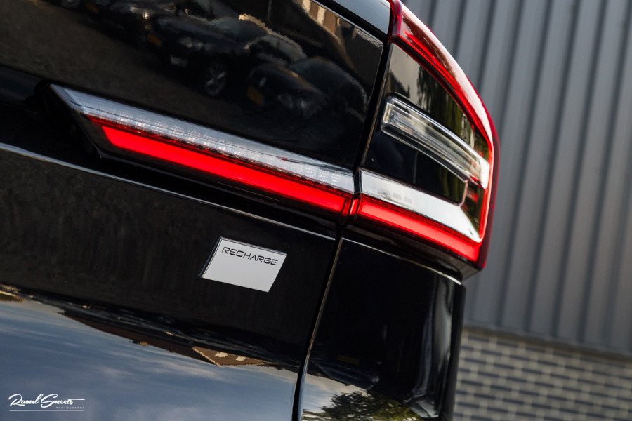 Volvo C40 Recharge Ultimate 69 kWh | Panoramadak | Adaptieve cruise | Blis | Memory |