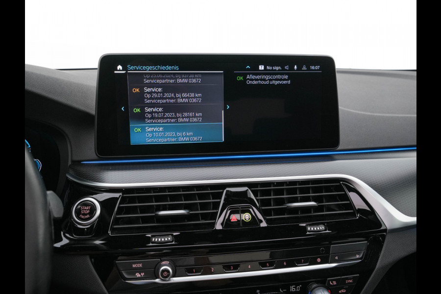 BMW 5 Serie 530e M-Sportpack Business Edition Plus (Plug-in) {SoH-86%} (INCL-BTW) *PANO | LEATHER | FULL-LED | MEMORY-PACK | HARMAN/KARDON | BLINDSPOT | DIGI-COCKPIT | CAMERA | NAVI-FULLMAP | PRIVACY-GLASS | SHIFTPADDLES | ECC | PDC | HEAD-UP | 19''ALU*