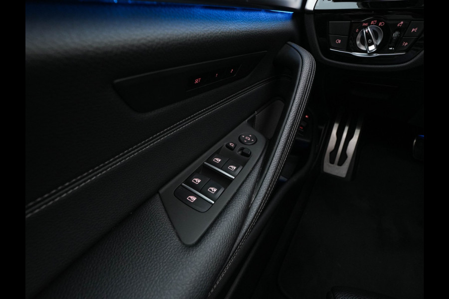 BMW 5 Serie 530e M-Sportpack Business Edition Plus (Plug-in) {SoH-86%} (INCL-BTW) *PANO | LEATHER | FULL-LED | MEMORY-PACK | HARMAN/KARDON | BLINDSPOT | DIGI-COCKPIT | CAMERA | NAVI-FULLMAP | PRIVACY-GLASS | SHIFTPADDLES | ECC | PDC | HEAD-UP | 19''ALU*