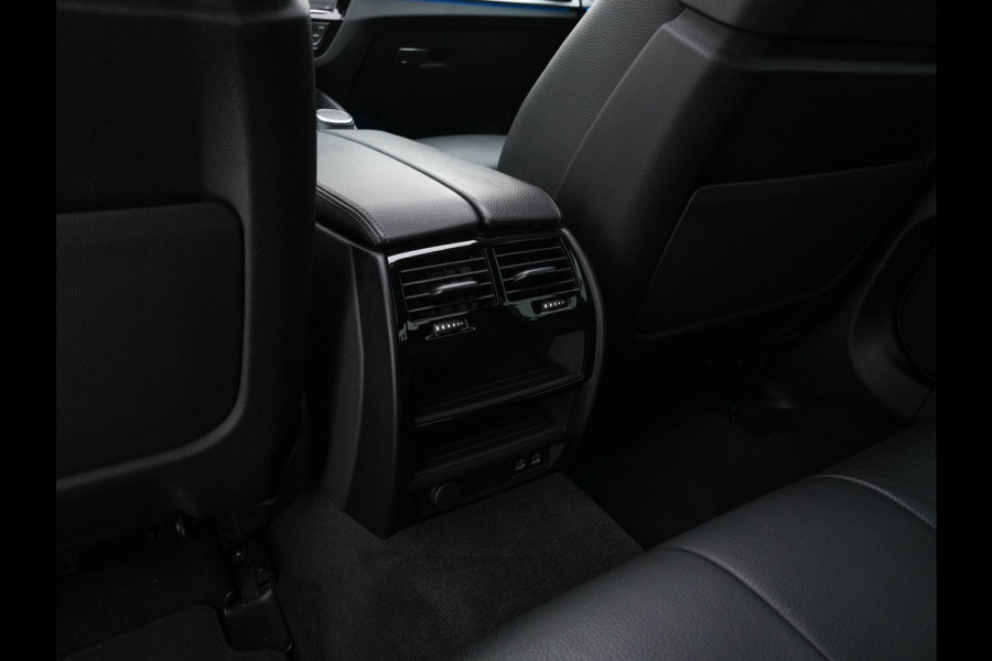 BMW 5 Serie 530e M-Sportpack Business Edition Plus (Plug-in) {SoH-86%} (INCL-BTW) *PANO | LEATHER | FULL-LED | MEMORY-PACK | HARMAN/KARDON | BLINDSPOT | DIGI-COCKPIT | CAMERA | NAVI-FULLMAP | PRIVACY-GLASS | SHIFTPADDLES | ECC | PDC | HEAD-UP | 19''ALU*