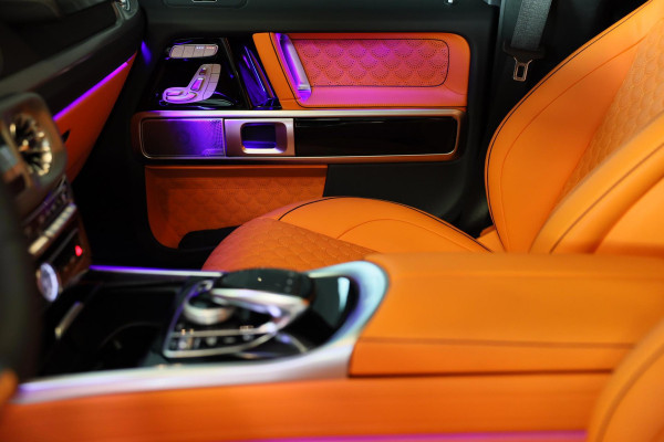 Mercedes-Benz G-Klasse 63 Edition 1 BRABUS UITVOERING / Mat Zwart / Acc / Dode Hoek / Leder / Open Dak / 360 Camera / 24 Inch