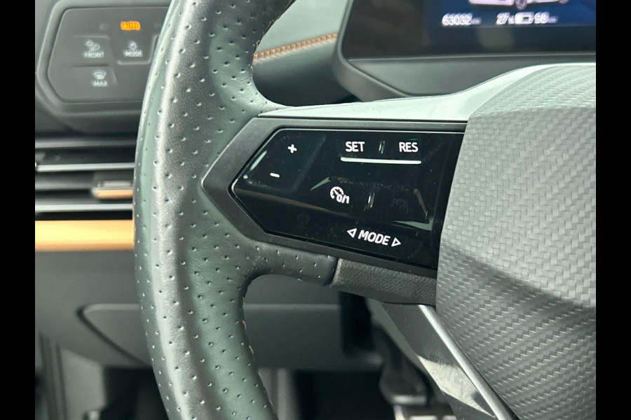 CUPRA Born Business 62 kWh Automaat Navigatie Apple Carplay/ Android Auto Camera Parkeersensoren Adaptive Cruise Control Stoel- en stuurverwarming Full Led Climate Control Lichtmetalen velgen