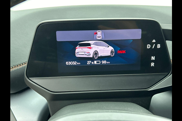 CUPRA Born Business 62 kWh Automaat Navigatie Apple Carplay/ Android Auto Camera Parkeersensoren Adaptive Cruise Control Stoel- en stuurverwarming Full Led Climate Control Lichtmetalen velgen