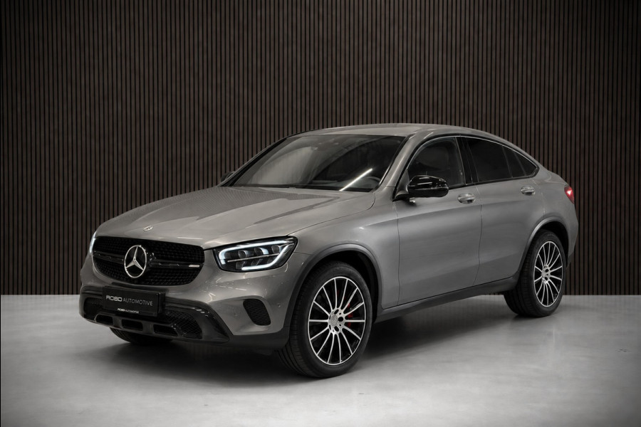 Mercedes-Benz GLC Coupé 300e 4MATIC Premium Plus | Panoramadak | Stuurverwarming | Stoelverwarming | Head-Up Display | Massage | Memory Seats | Luchtvering | Keyless | 360 Camera | Leer | Ambiance Verlichting | Trekhaak | Apple Carplay | Na
