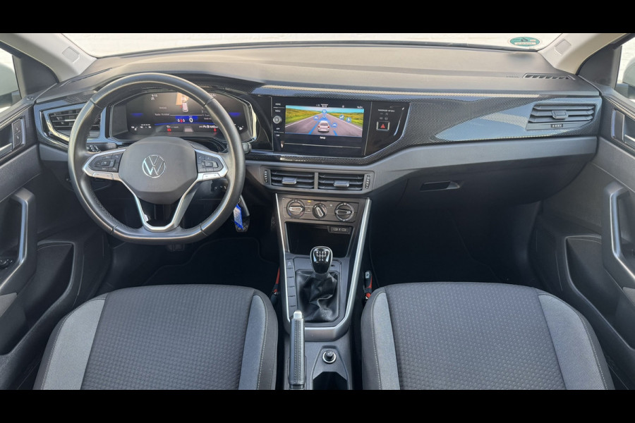 Volkswagen Polo 1.0 TSI Life Edition Carplay Camera Led verlichting Adaptieve cruise AllSeason banden