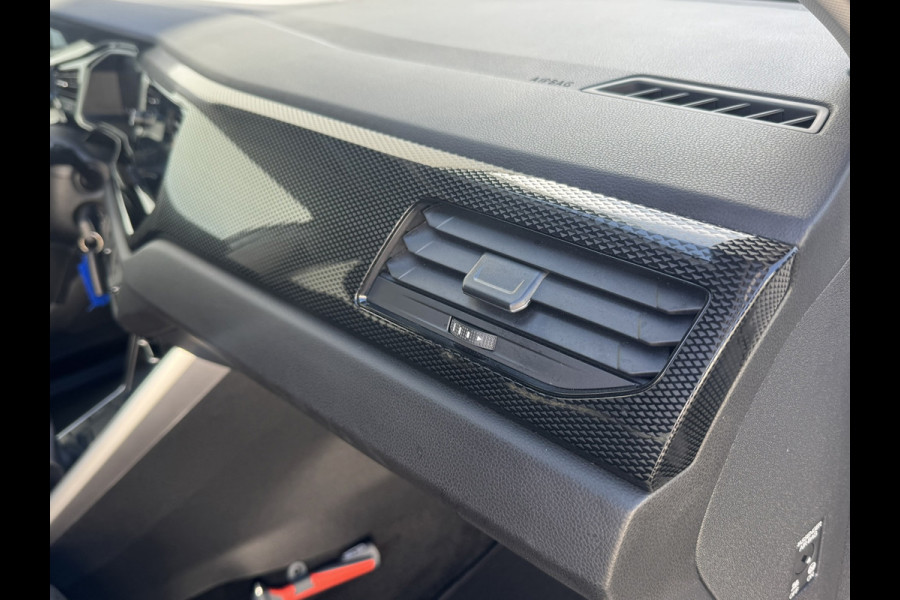 Volkswagen Polo 1.0 TSI Life Edition Carplay Camera Led verlichting Adaptieve cruise AllSeason banden