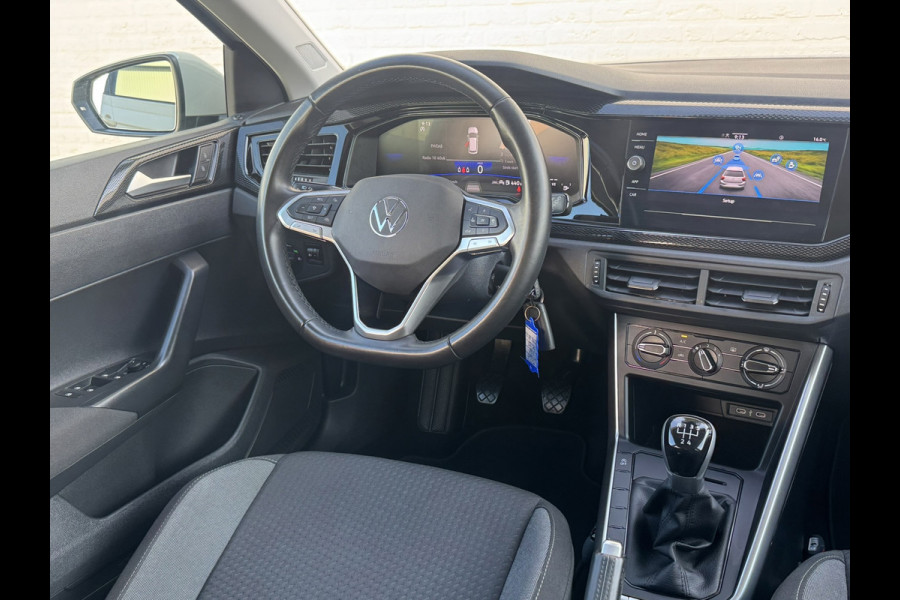 Volkswagen Polo 1.0 TSI Life Edition Carplay Camera Led verlichting Adaptieve cruise AllSeason banden
