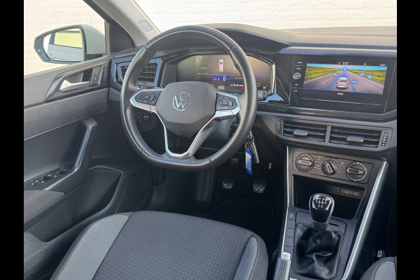Volkswagen Polo 1.0 TSI Life Edition Carplay Camera Led verlichting Adaptieve cruise AllSeason banden