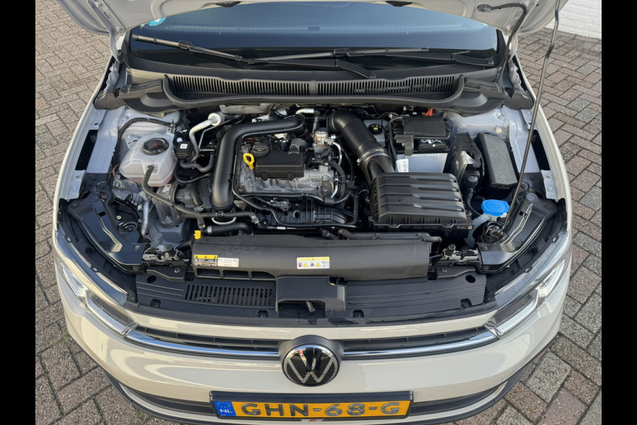 Volkswagen Polo 1.0 TSI Life Edition Carplay Camera Led verlichting Adaptieve cruise AllSeason banden