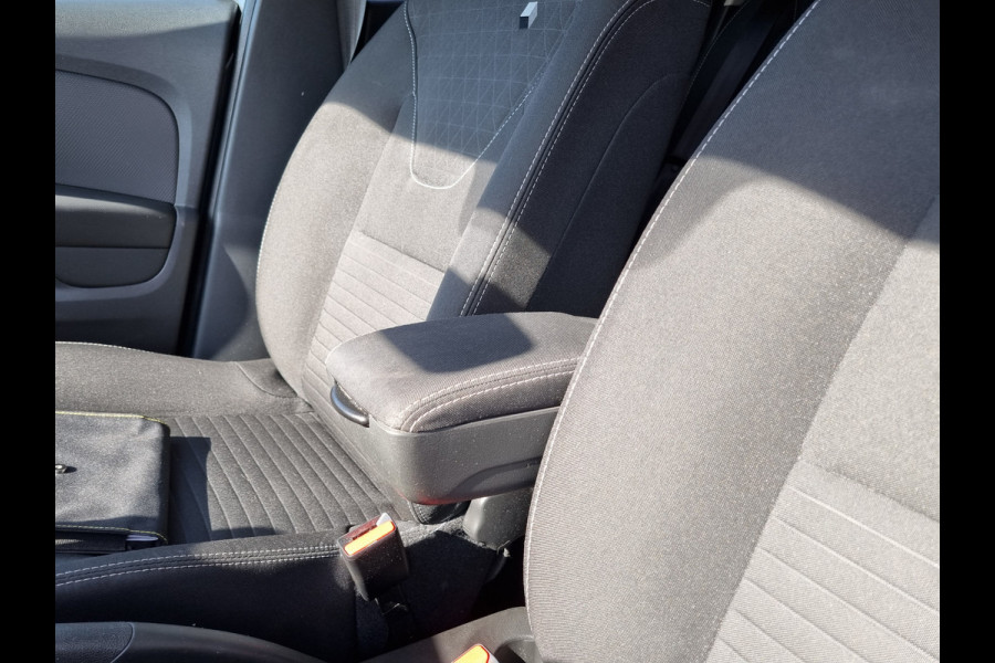 Renault Clio Estate 0.9 TCe Limited ✅NIEUWE APK ✅TREKHAAK