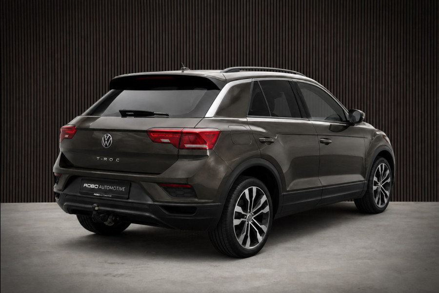 Volkswagen T-Roc 1.0 TSI | Stoelverwarming | Apple Carplay | Parkeersensoren | Trekhaak | Climate Control | Navigatie |