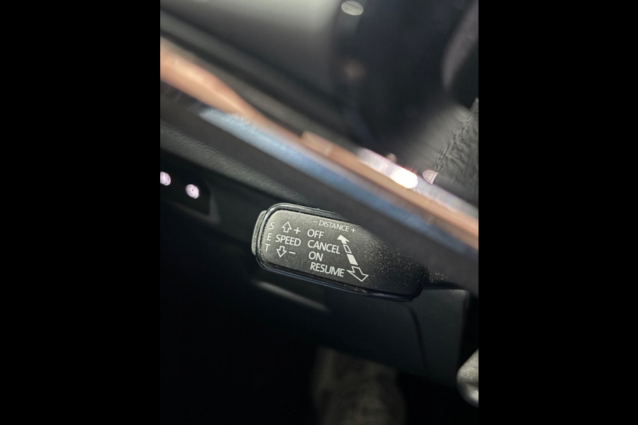Škoda Octavia Combi 1.0 e-TSI Business Edition Automaat | Clima | Cruise | PDC | Trekhaak