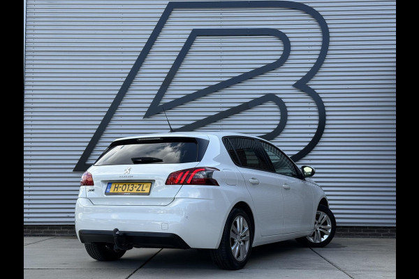 Peugeot 308 1.2 PureTech Blue Lease Executive 2e Eigenaar|Navi|Pano|Carplay|Clima|Cruise|PDC|Trekhaak|D-riem vv in 2026|N.A.P|Nieuwe APK bij Aflevering
