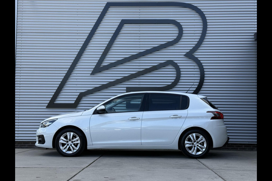 Peugeot 308 1.2 PureTech Blue Lease Executive 2e Eigenaar|Navi|Pano|Carplay|Clima|Cruise|PDC|Trekhaak|D-riem vv in 2026|N.A.P|Nieuwe APK bij Aflevering