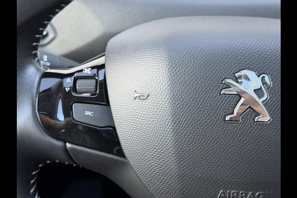Peugeot 308 1.2 PureTech Blue Lease Executive 2e Eigenaar|Navi|Pano|Carplay|Clima|Cruise|PDC|Trekhaak|D-riem vv in 2026|N.A.P|Nieuwe APK bij Aflevering