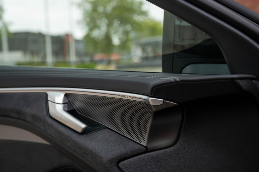 Audi A6 Avant e-hybrid quattro S-Line Competition Edition 1 B&O