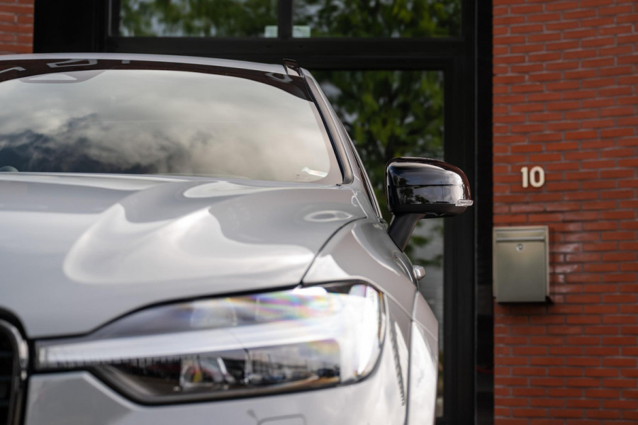 Volvo XC60 2.0 T8 AWD Polestar Engineered HEICO B&W Pano