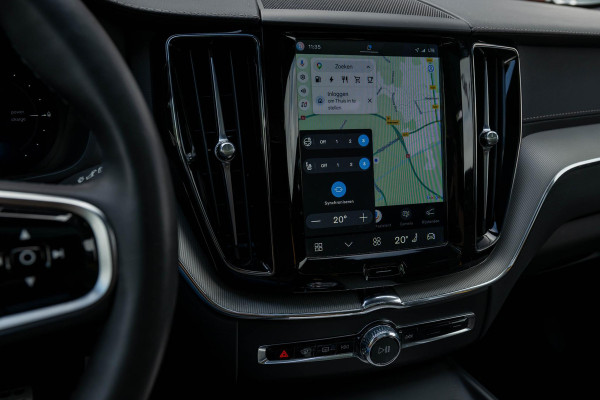 Volvo XC60 2.0 T8 AWD Polestar Engineered HEICO B&W Pano