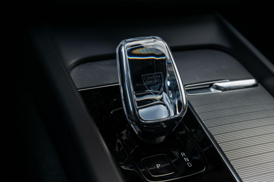 Volvo XC60 2.0 T8 AWD Polestar Engineered HEICO B&W Pano