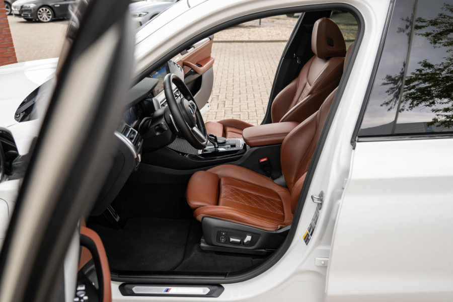 BMW X3 xDrive30e M-Sport Pano HuD Trekhaak Camera 94% SOH