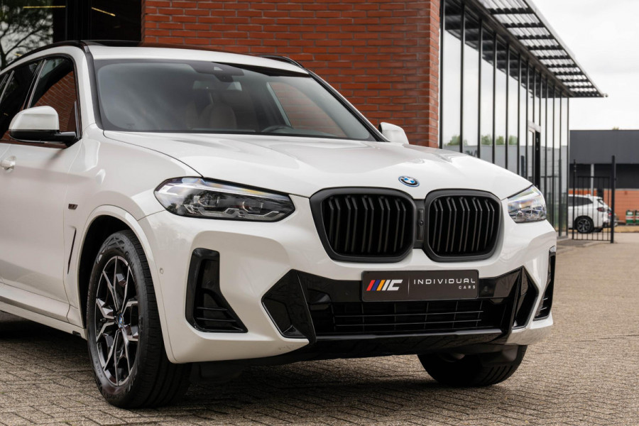 BMW X3 xDrive30e M-Sport Pano HuD Trekhaak Camera 94% SOH